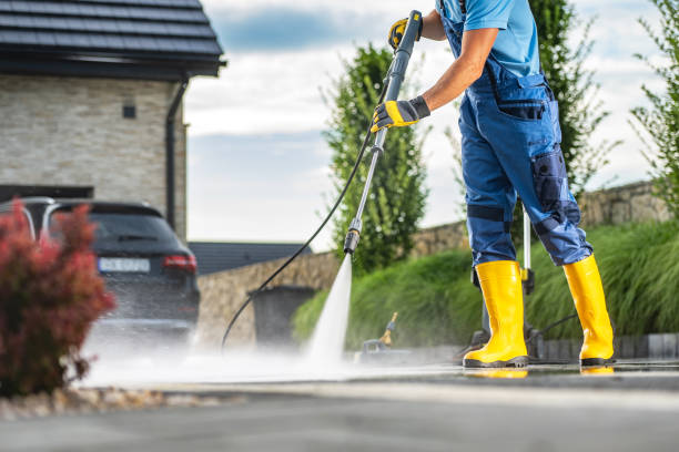 Professional  Pressure Washing Services in Port Neches, TX